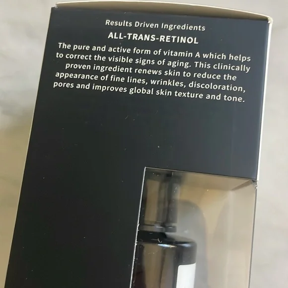 Charlotte Tillbury liquid gold retinol La neige beauty bundle - Picture 8 of 9